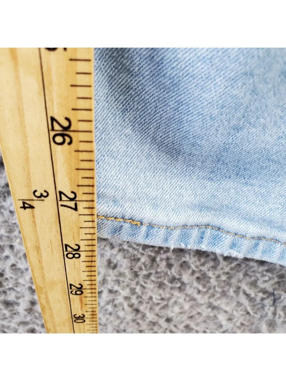 Levis Jeans Mens 38x30 Light Blue 511 Slim Fit Distressed Knees *Read*